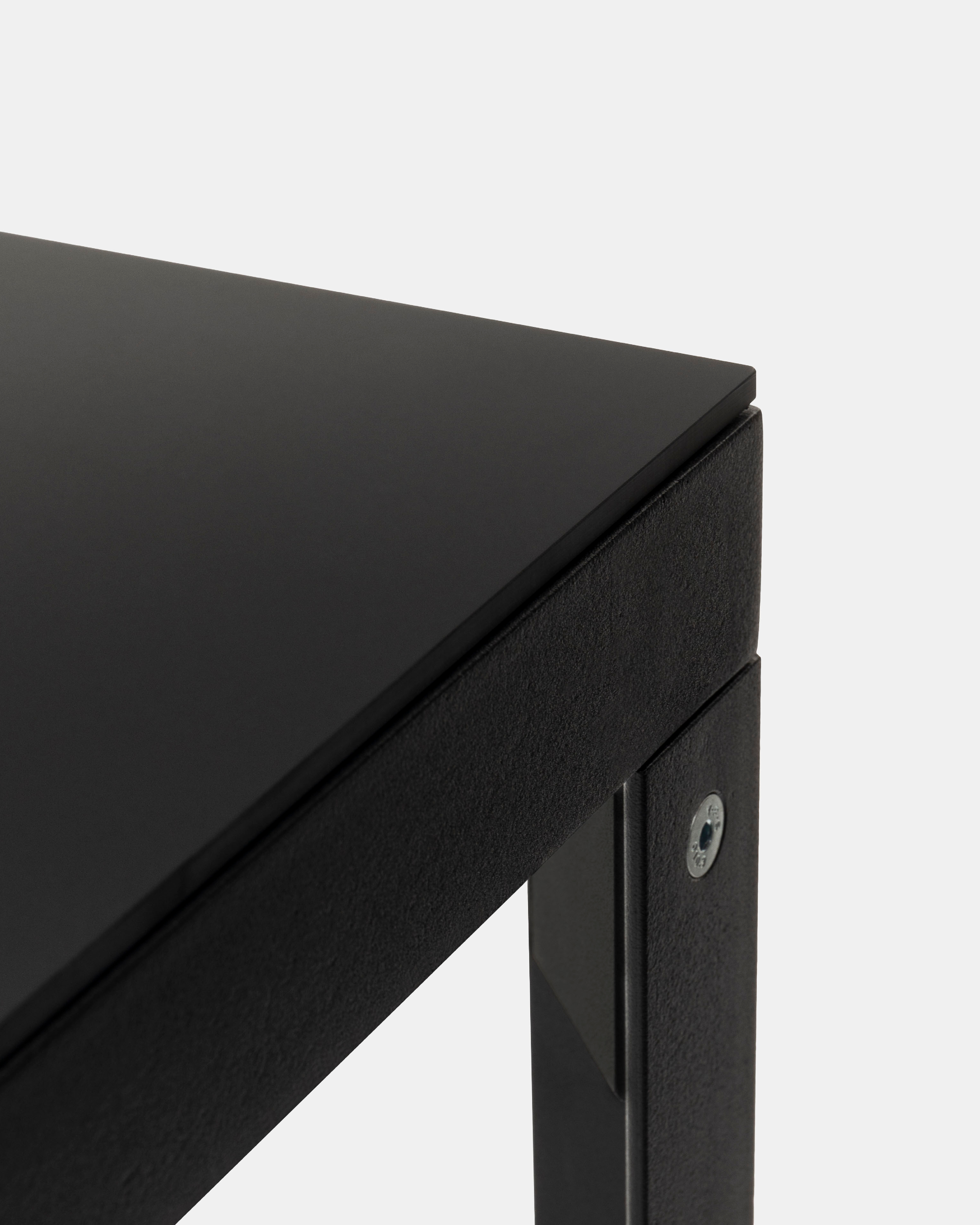 established-and-sons_cdw_kd-table